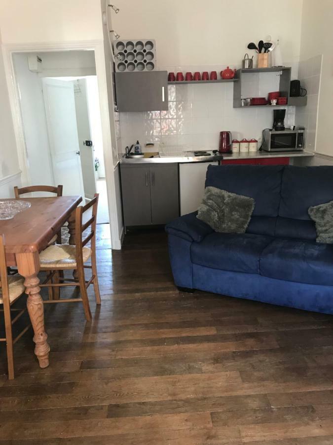 Le Petit Logement Pre-en-Pail-Saint-Samson Exterior photo